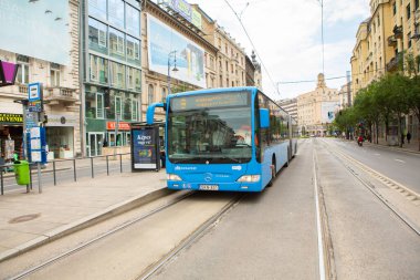 Macaristan 'ın başkenti Budapeşte' de çok güzel ve renkli bir cadde. Avrupa 'da sokak hayatı.