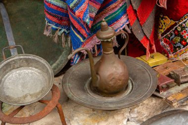 Arnavutluk 'tan güzel ve renkli geleneksel hediyeler.