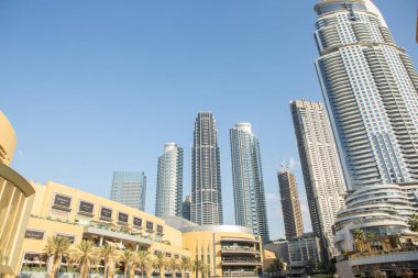 Birleşik Arap Emirlikleri 'ndeki Dubai şehrindeki modern binalar.