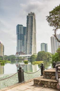 Fotoğraf, Sri Lanka adasının başkenti Colombo şehrinin güzel bir manzarasına sahiptir.