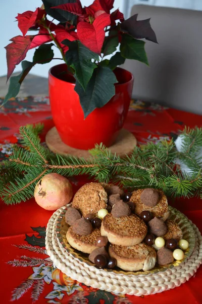 Julkakor Plåt Dukade Bordet Dessert Cookies Plattan Perfekt För Firar — Stockfoto