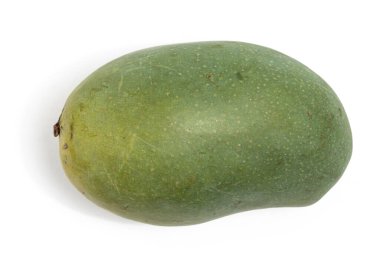 Taze organik yeşil mango lezzetli meyve beyazı beyaz arka plan kırpma yolunda yalıtılmış yatıyordu.