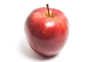 Taze organik kırmızı elma lezzetli meyve yan görünümü beyaz arkaplan kırpma yolunda izole