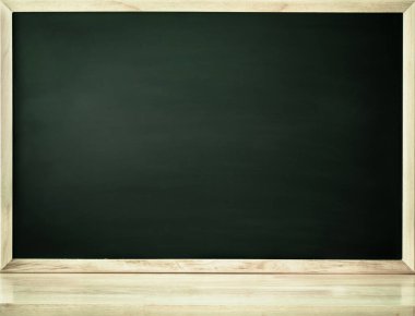 Arkaplan için tahta çerçevedeki boş karatahta. Eğitim veya iş geçmişi için doku.
