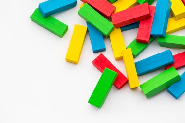 Renkler ahşap arka planı engelliyor. eğitim oyunu arkaplanı.