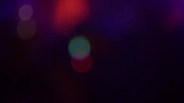 Partide Parlayan Işıklar Gece Kulübünde Bulanık Lazer Işığı Hafif Arkaplan — Stok video