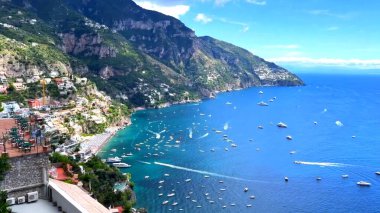 Kotor şehrinin manzarası, mongol.