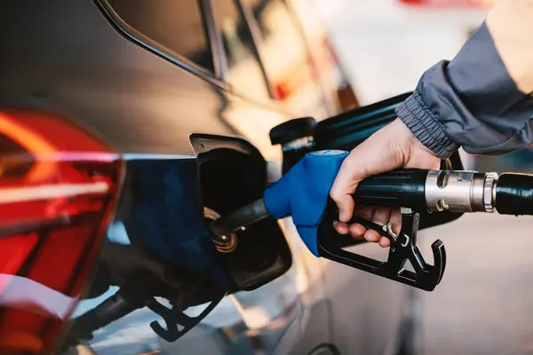 Close Gas Station Worker Filling Car Tank — Stock Photo, Image