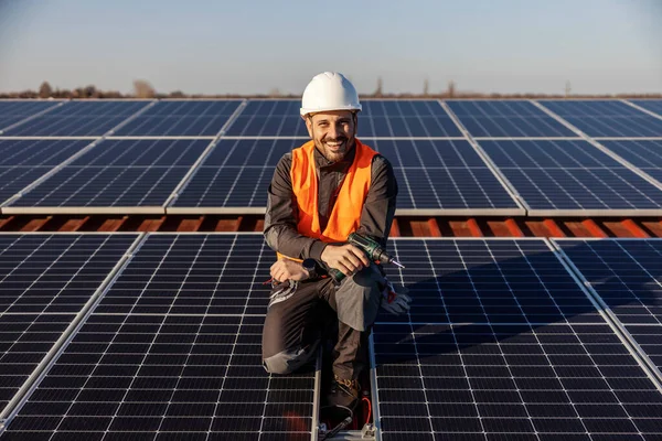 Worker Finished Installation Solar Panels Rooftop Smiling Posing Drill — Stock Photo, Image