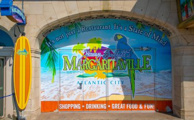 Jimmy Buffett 'in Margaritaville restoranının duvar resmi.