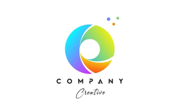 彩色O字母表标识图标设计 带有圆点 商业和公司多姿多彩的创意模板 — 图库矢量图片