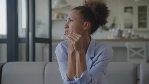 Woman Grief Businesswoman Despair African American Adult Female Blue Suit — Stock video