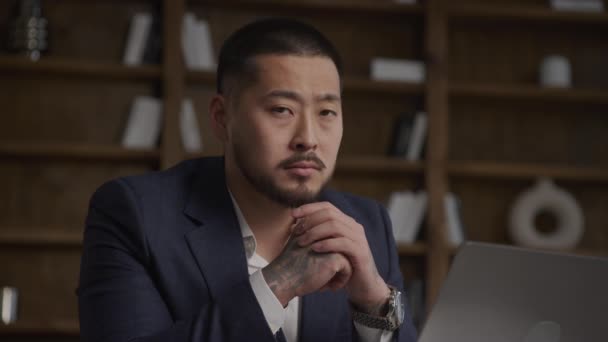 Businessman Looking Camera Portrait Asian Adult Thoughtful Man Suit His — Vídeo de Stock