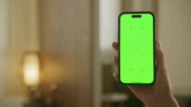 Green Screen Smartphone Copy Space Hand Holding Chroma Key Phone — 图库视频影像