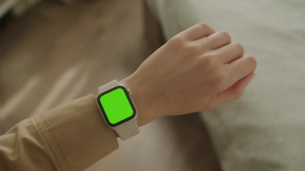 Primeira Pessoa Ver Tela Verde Smartwatch Pov Chroma Key Relógio — Vídeo de Stock