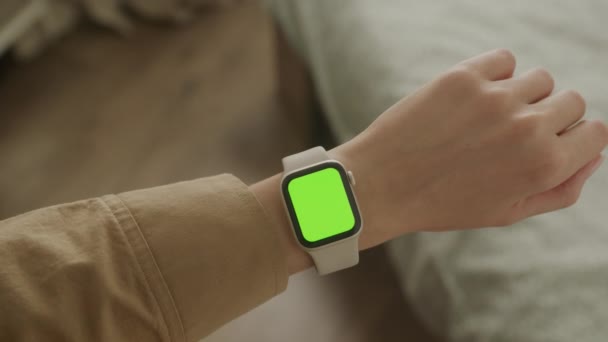 Αύξηση Βραχίονα Πράσινη Οθόνη Smartwatch Έλεγχος Κοινοποίησης Για Chroma Κλειδί — Αρχείο Βίντεο