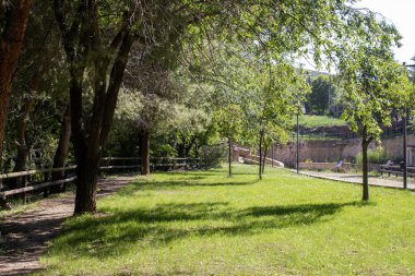 Utrillas, Teruel İspanya maden kasabasının parkı.