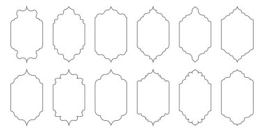 Doğu tarzı İslami pencere ve kemerlerin modern boho tasarımlı koleksiyonu. Düzenlenebilir felç. Vektör illüstrasyonu