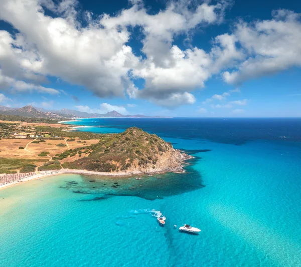 Luchtfoto Van Luxe Jachten Blauwe Zee Zonnige Dag Zomer Sardinië — Stockfoto