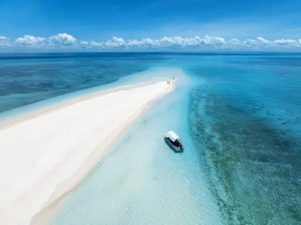Vzdušný Výhled Ostrov Nakupenda Písečný Břeh Oceánu Prázdná Bílá Písečná Stock Obrázky