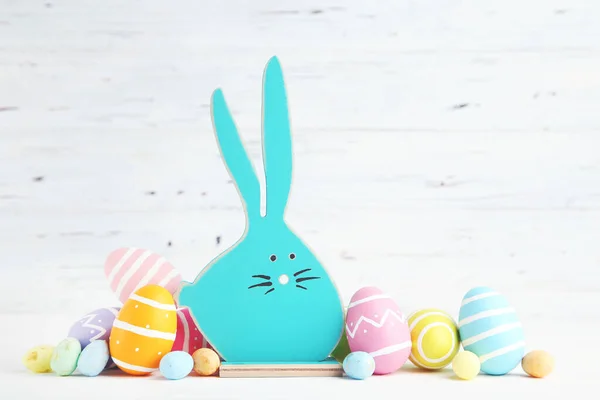 Wooden Rabbit Colorful Easter Eggs White Background — Stockfoto