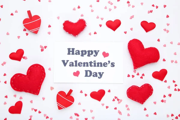 Inschrift Happy Valentines Day Und Rote Herzen Auf Weißem Hintergrund Stockbild