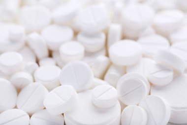 Beyaz ilaç haplarının geçmişi