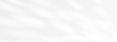 Doğal güneş ışığı ve gölge duvar kağıdı. Model, şablon, pankart, kaplama, poster için ışıltılı sahne arkaplanı. Yüzeyde, duvarda, tavanda, zeminde ışık demetleri ve ışınlar var. Vektör