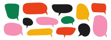 Renkli konuşma balonu koleksiyonu. Boş çizgi roman kutusu seti. Poster, etiket, etiket, pankart, rozet, çıkartma, logo için çizgi film sohbet balonu paketi. Pop art doodle çerçeve ya da sınır demetleri. Vektör