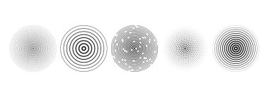 Siyah eşmerkezli daire seti. Noktalı ve kesik ses dalgası koleksiyonu. Epicenter, hedef, radar, sonar ikonu konsepti. Radyal radyo sinyali ya da titreşim elementleri. Doğrusal yarım ton sembolleri. Vektör