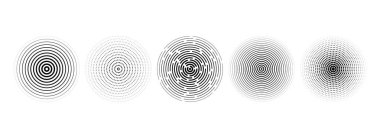 Siyah eşmerkezli daire seti. Noktalı ve kesik ses dalgası koleksiyonu. Epicenter, hedef, radar, sonar ikonu konsepti. Radyal radyo sinyali ya da titreşim elemanı paketi. Vektör doğrusal yarım ton simgeleri