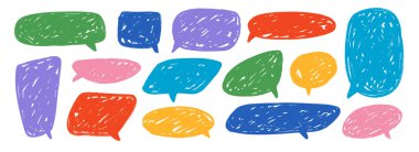 Renkli el çizimi konuşma balonu koleksiyonu. Çizilmiş diyalog kutusu seti. Çizgi roman karalamaları. Kırmızı, sarı, yeşil balon mesaj kutusu. Parlak çizilmiş sohbet kutuları paketi. Vektör 