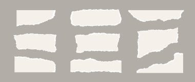 Yırtık kağıt parçaları. Sivri kenarları düz olmayan açık bej şekiller. Farklı kağıt parçaları toplamış. Kolaj, metin kutusu, afiş, etiket, poster için desenli grunge element paketi. Vektör