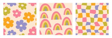 Kusursuz arka plan seti. Tekrarlanan gökkuşakları, papatyalar ve kareli desenler koleksiyonu. Klasik psikedelik dama tahtası kağıtları. 60 'larda, 70' ler tarzında çarpık bir arkaplan. Vektör