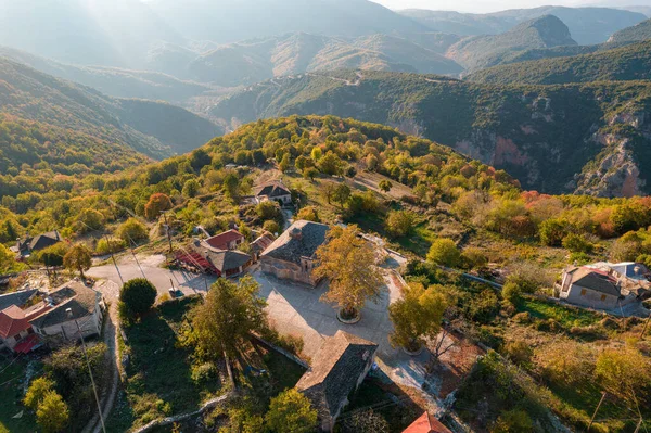 Letecký Pohled Tradiční Kamenné Vesnice Vikos Aoos Vikos Národního Parku — Stock fotografie
