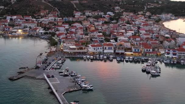 Aerial Video Elafonisos Main Village Sunset Located South Peloponnese Elafonisos — Vídeos de Stock