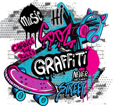 Duvarında harfler olan grafiti sokak graffitisi.