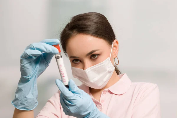 Female Scientist Nurse Medical Gloves Medical Face Mask Handling Blood — Stock Photo, Image