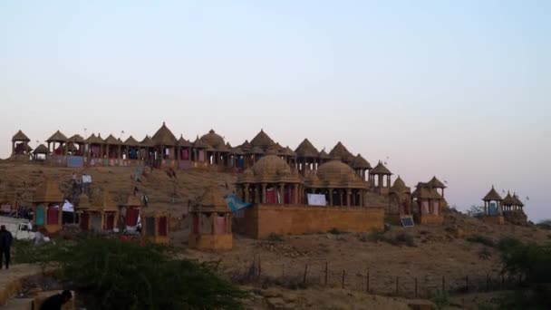 Cenotápicos Arruinados Bada Bagh Também Chamado Barabagh Grand Garden Jaisalmer — Vídeo de Stock