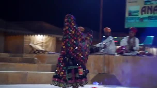 Rajasthani Musik Och Folkdans Kulturprogram Ett Läger Sam Dunes Thar — Stockvideo