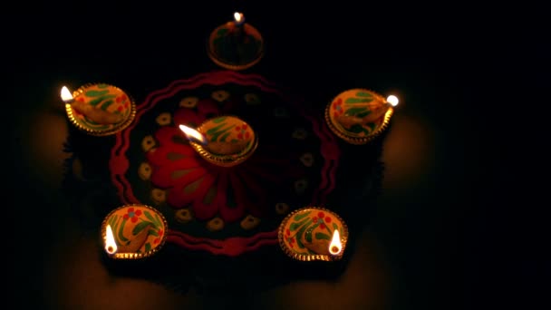 Happy Diwali Klei Diya Lampen Aangestoken Tijdens Diwali Hindoe Festival — Stockvideo