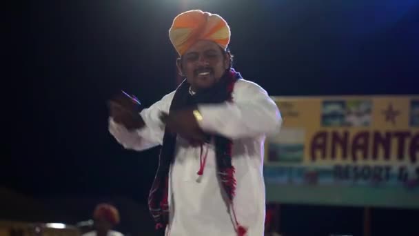 Artiste Chantant Une Chanson Folklorique Rajasthani Programme Culturel Dans Camp — Video