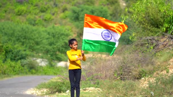 Indiskt Barn Firar Självständighet Eller Republik Dag Söt Liten Indisk — Stockvideo