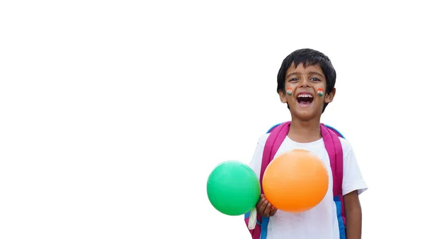 Симпатичный Маленький Индийский Мальчик Трехцветными Воздушными Шарами Празднование Независимости Дня — стоковое фото