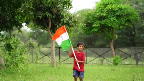 Little Kid Holding Indian Flag Hand Occasion Independence Day India — Stock Video
