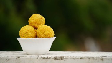 Jodhpuri Bundi Laddu ayrıca Tiranga Boondi Ladoo Mithai 'yi Besan Sooji Suji Desi Ghee' nin Deepawali, Dussehra, Rakshabandhan, Rakhi, Vinayaka Ganesh Chaturthi ve Janmasthami 'den meydana geldiğini söyledi.