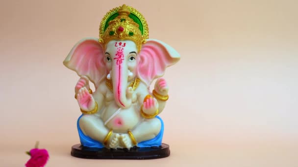 Hindugott Ganesha Sclupture Über Rosa Hintergrund Feiern Sie Lord Ganesha — Stockvideo