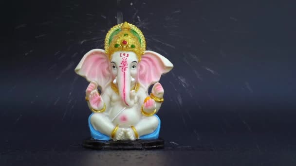 Dios Hindú Ganesha Escisión Sobre Fondo Oscuro Celebrar Festival Señor — Vídeos de Stock