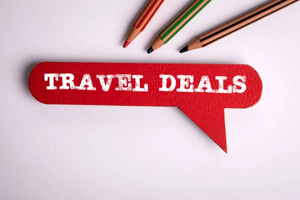 Ofertas Viagens Bolha Discurso Vermelho Com Texto Mesa Escritório Branco — Fotografia de Stock