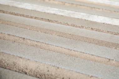 Beton yol kaldırımları. Yol yapımı ve depolama.